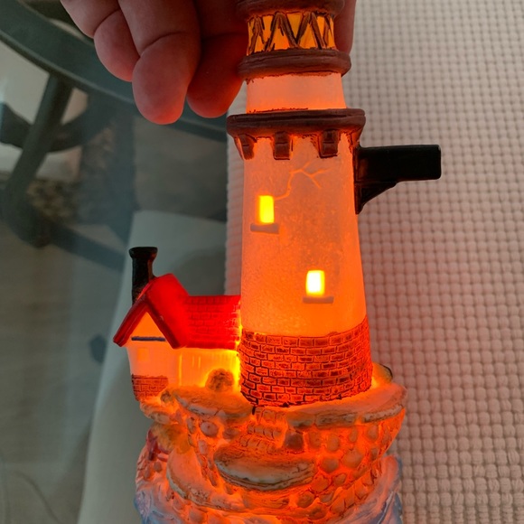 Vintage Porcelain hand painted lighthouse - Picture 6 of 9